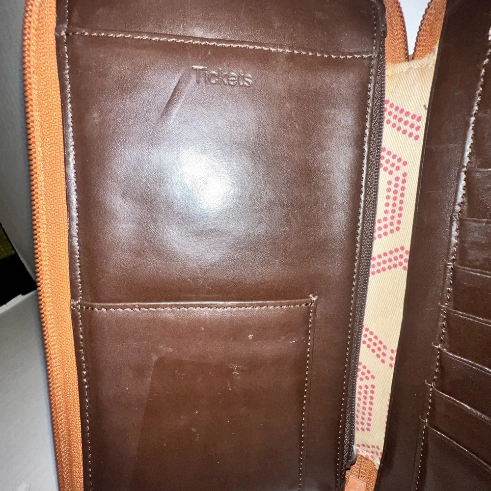 LODIS Brown Leather Unisex/Men's Travel Wristlet